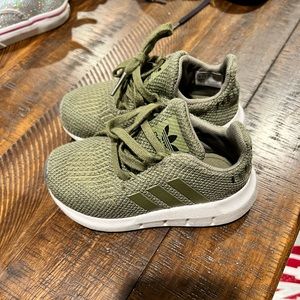 Adidas size 7k. Stylish and cute